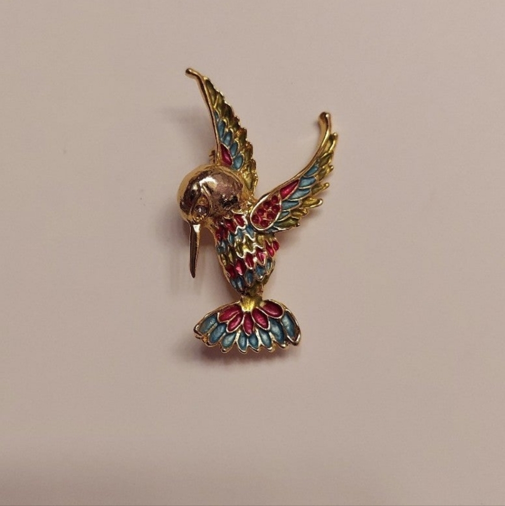 NWOT 1980s Hummingbird Brooch Pin Gold Tone Red & Sea Blue Enamel Pin